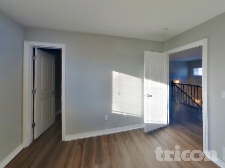 Building Photo - 10085 Thunderbolt Trail