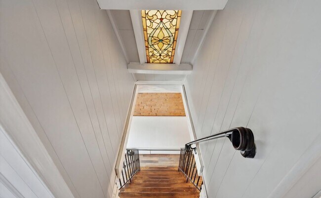 Building Photo - 3019 Tilton St