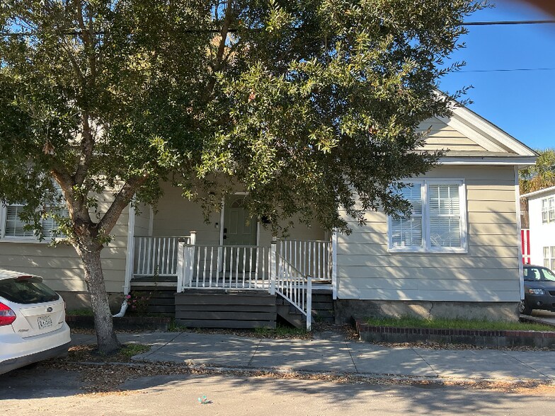 Building Photo - 394 Race St