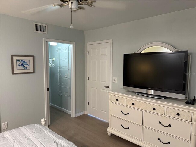 Building Photo - 2320 Terra Ceia Bay Blvd