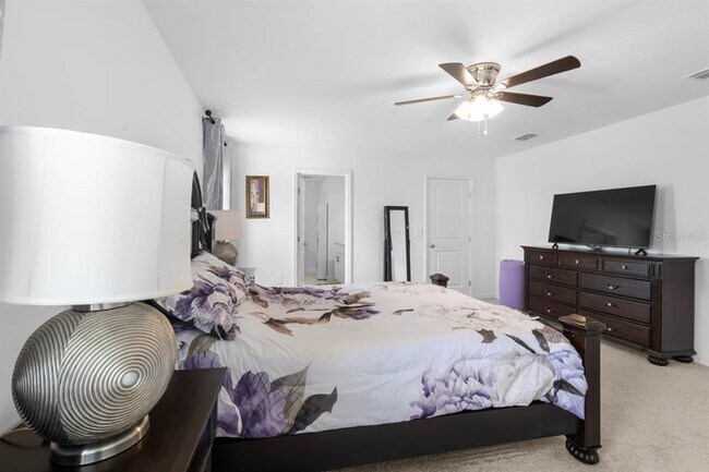 Building Photo - 13524 Camelot Ct