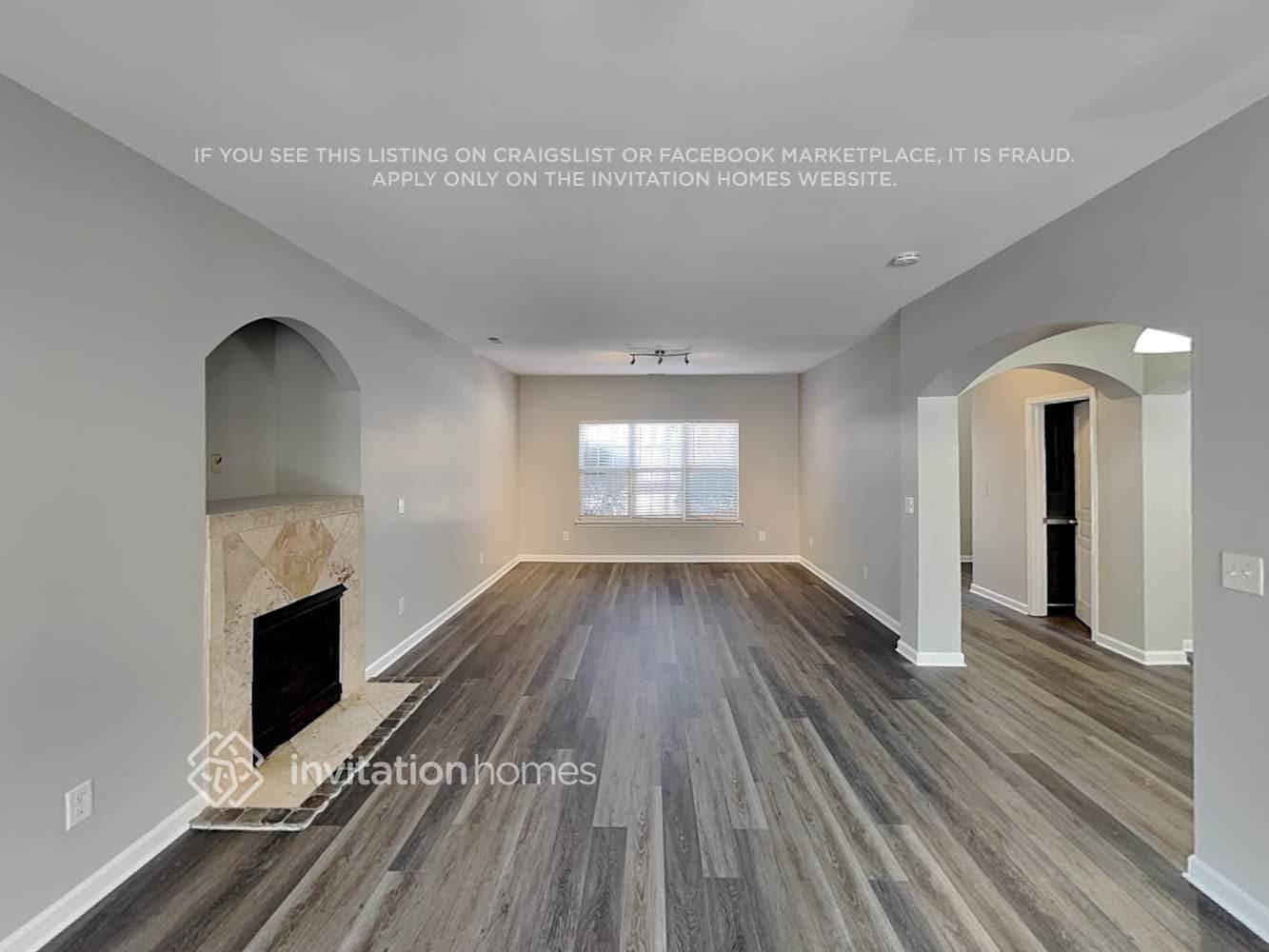 Building Photo - 9215 Ducati Ln