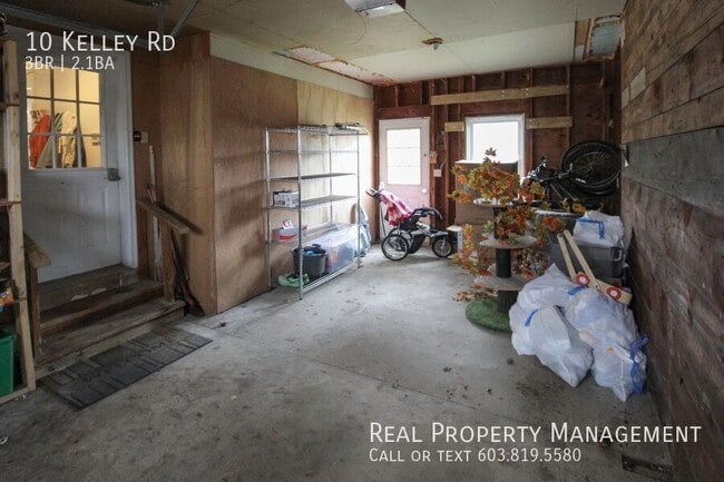 Building Photo - 10 Kelley Rd