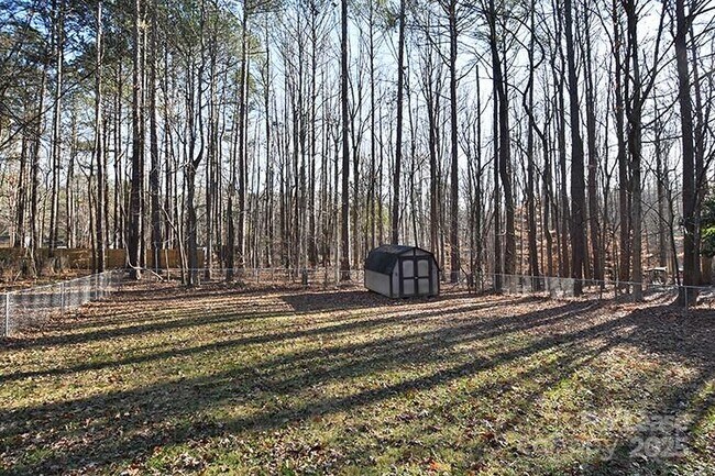 Building Photo - 116 Milbros Ln