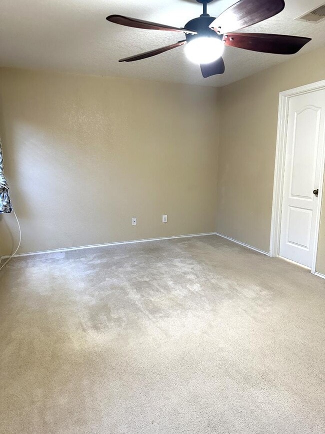 Building Photo - 7727 Barhill Post