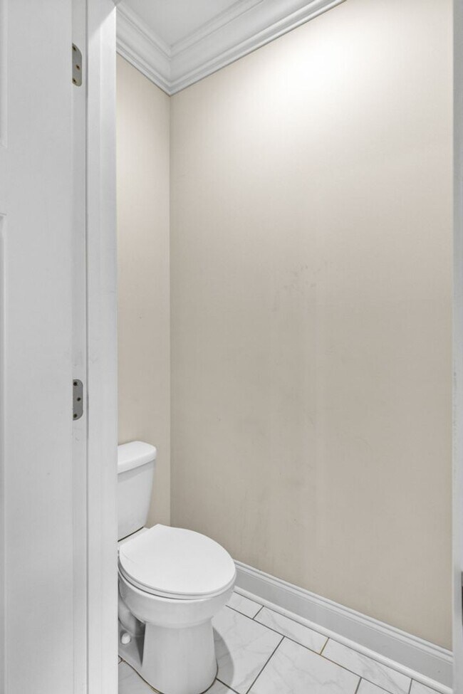 Building Photo - 948 Starr Ct