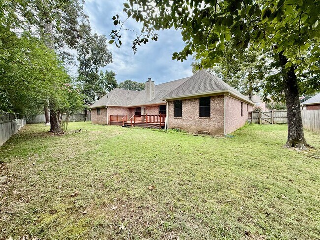 Building Photo - 4707 Glenn Valley Dr, Little Rock