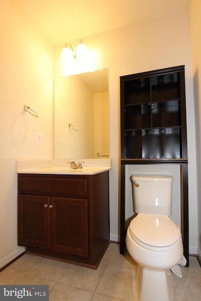 Building Photo - 325 Hersden Ln