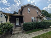 Building Photo - 486 Needham Ave