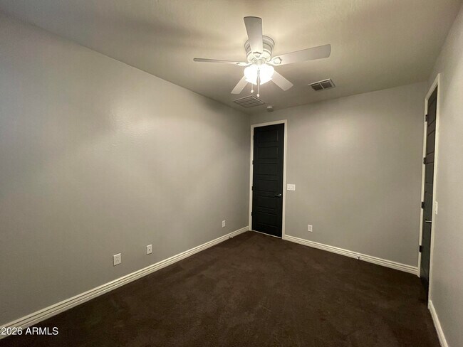 Building Photo - 10154 Theorem Dr