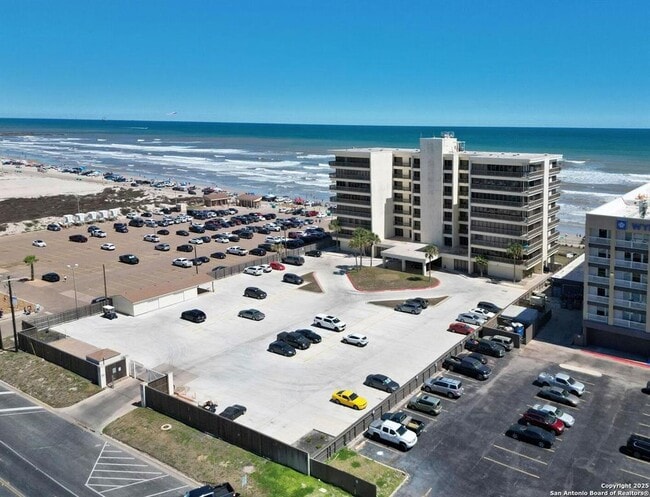 Building Photo - 15002 Windward Dr