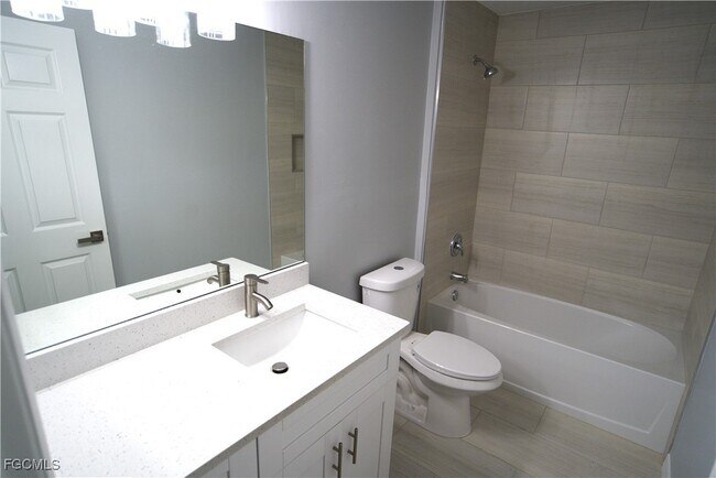 Building Photo - 2901 Hightower Ave S