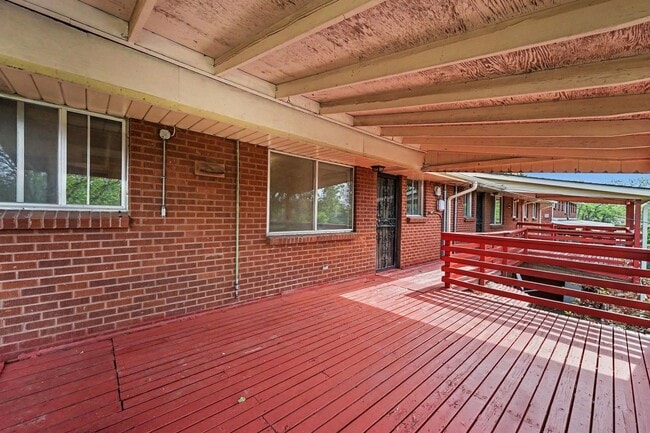 Building Photo - 10250 W 12th Ave