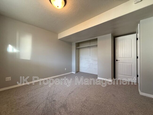 Building Photo - 716 49th St N