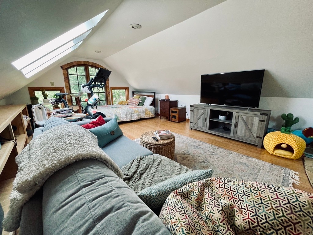 Building Photo - 1701 Taylor St NE