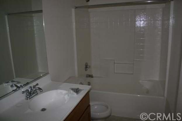 Building Photo - 15651 Vista Way