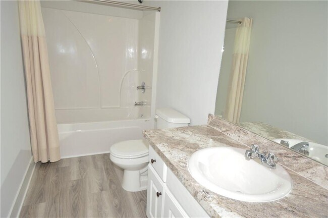 Building Photo - 45 Haddington Ct