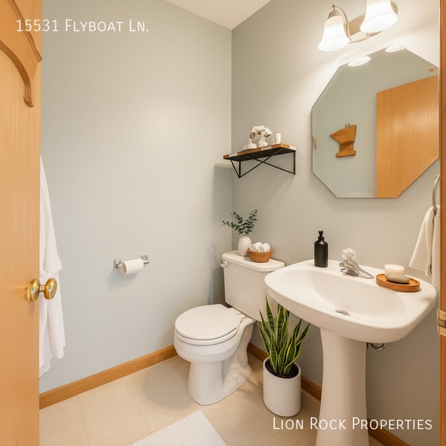 Building Photo - 15531 Flyboat Ln