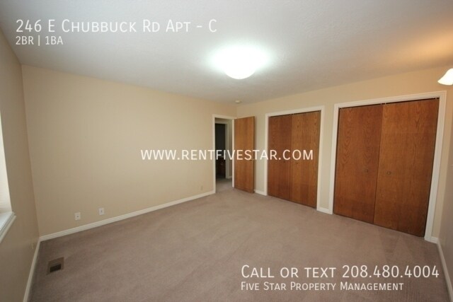 Building Photo - 246 E Chubbuck Rd