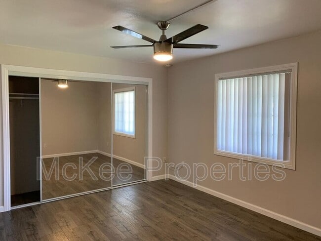 Building Photo - 364 Morehouse Pl