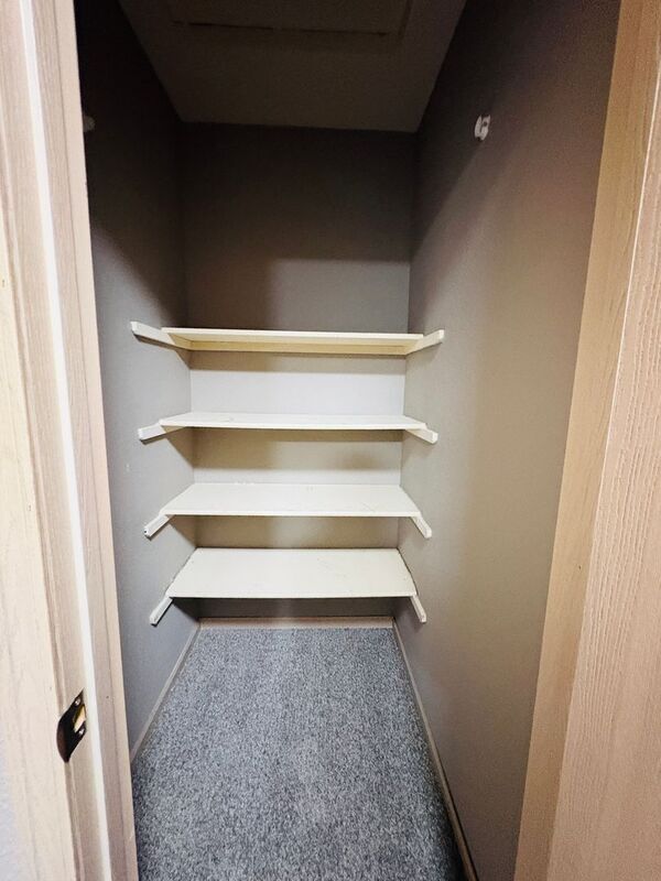 Building Photo - 808 NE Independence Ct