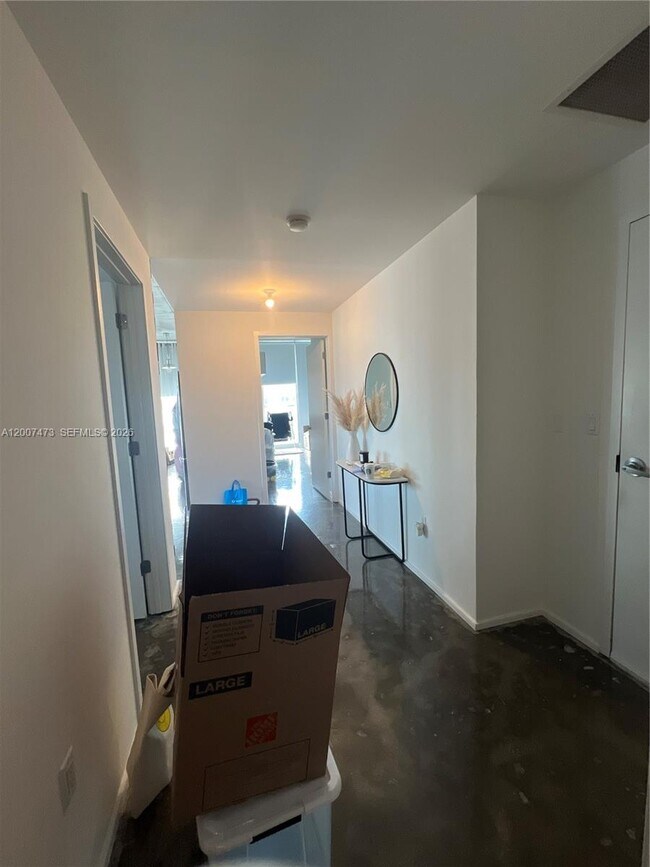 Building Photo - 3470 E Coast Ave