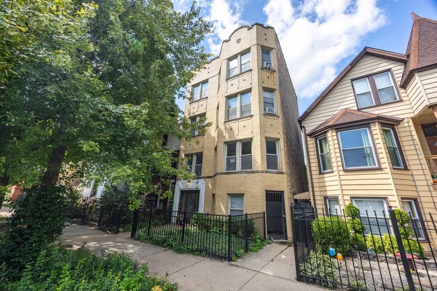 Building Photo - 4212 N Bernard St