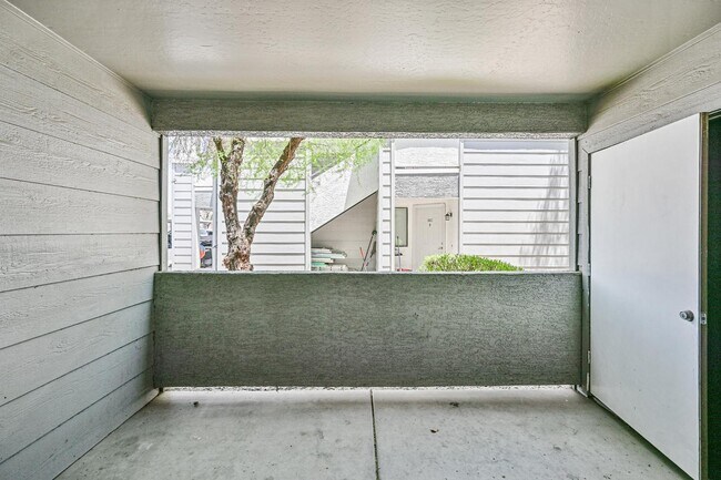 Building Photo - 3065 N 67th Ave