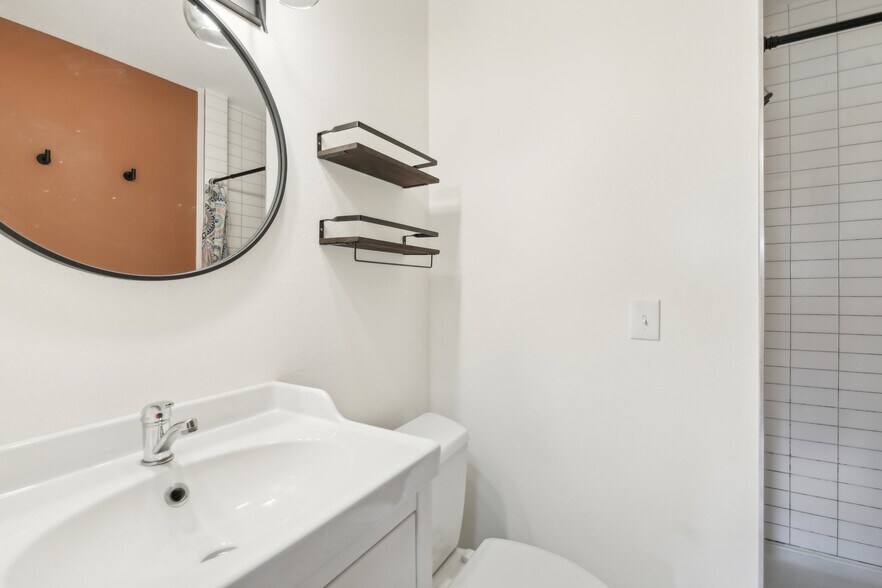 Building Photo - 5110 Williams Fork Trl