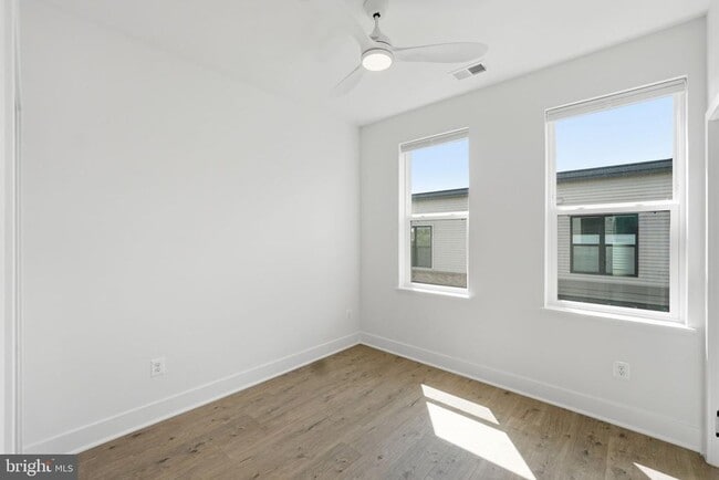 Building Photo - 5548 Topaz Ln