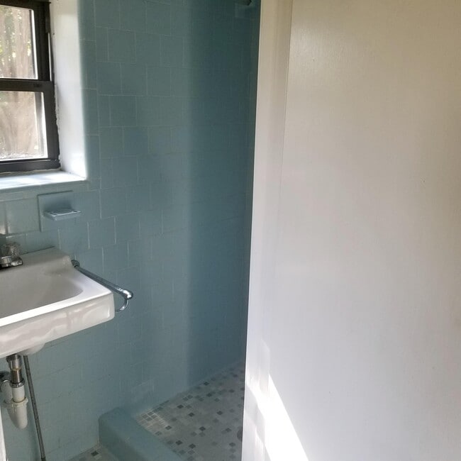 Building Photo - 6139 Powhite Farm Dr