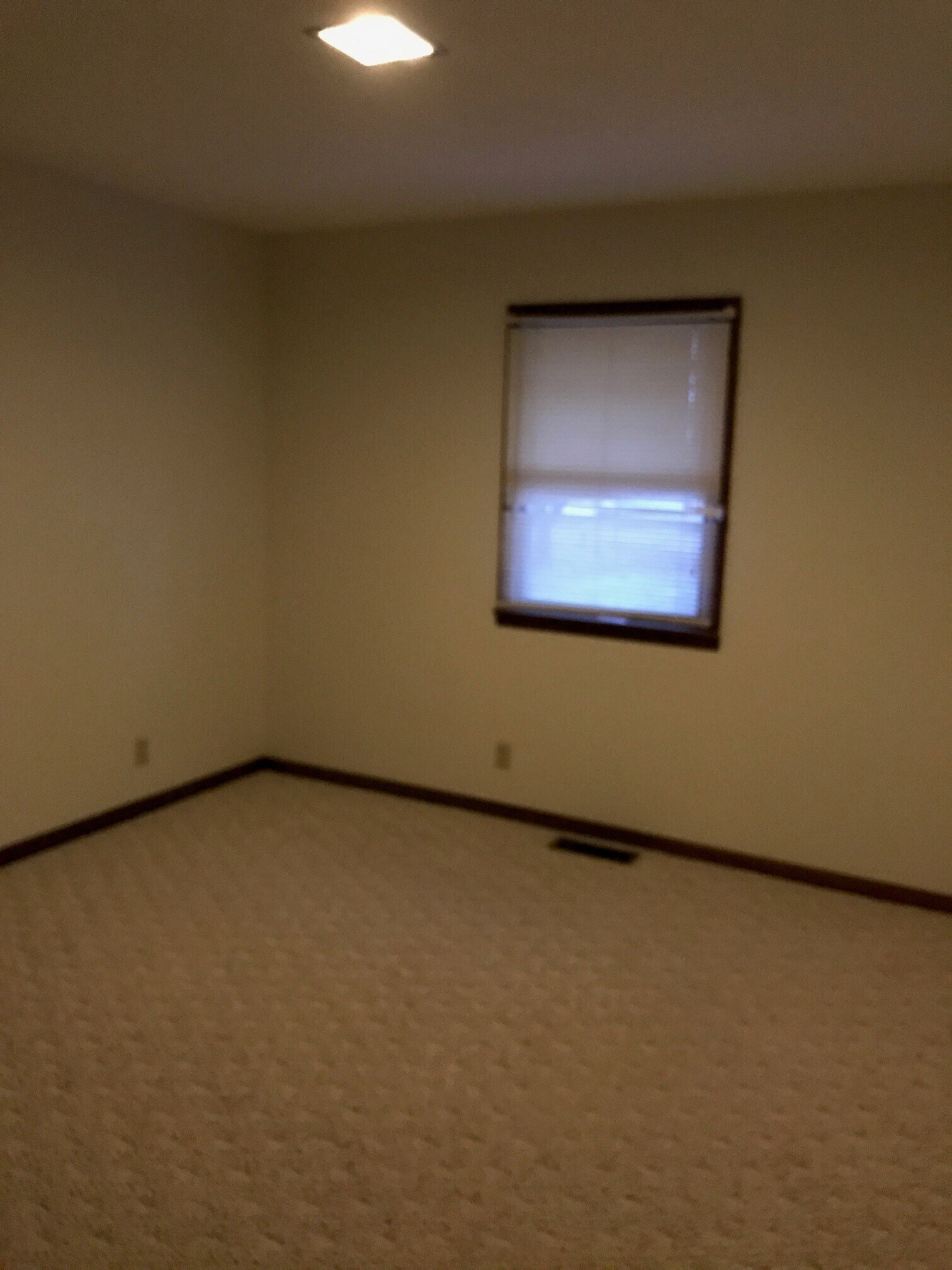 Building Photo - 951 E. Wabash St