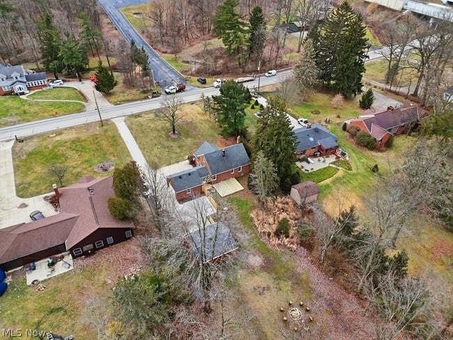 Building Photo - 6119 E Sprague Rd