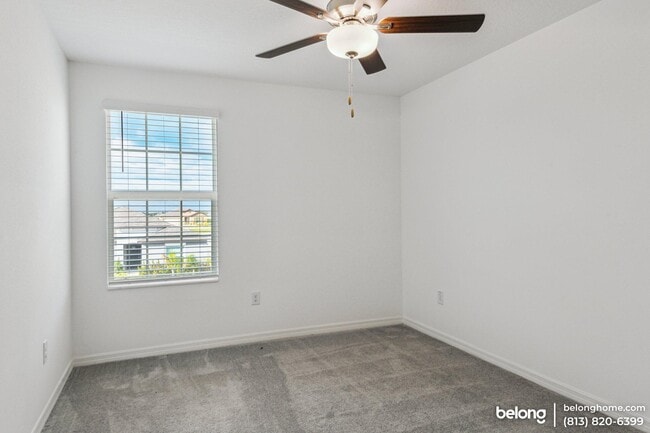 Building Photo - 2671 Red Egret Dr