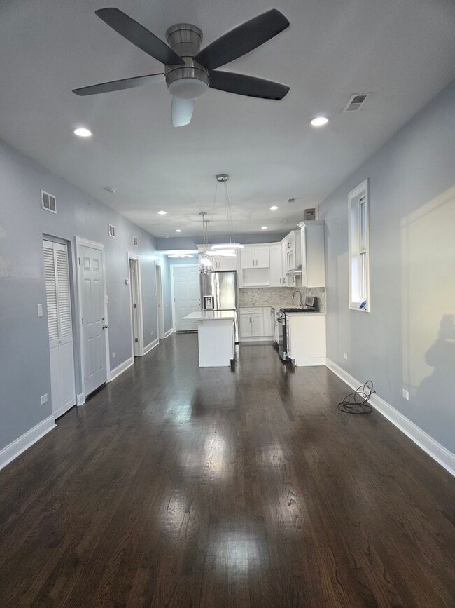 Building Photo - 2231 S Austin Blvd