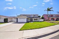 Building Photo - 13324 San Martin Pl