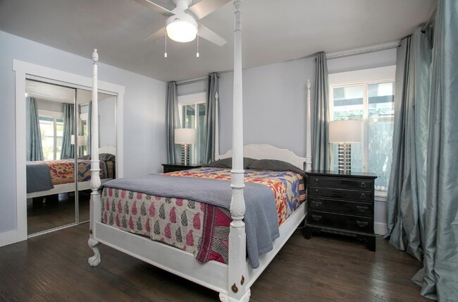 Building Photo - 6442 Lontos Dr