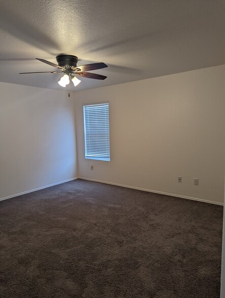 Building Photo - 10687 Penelope Way