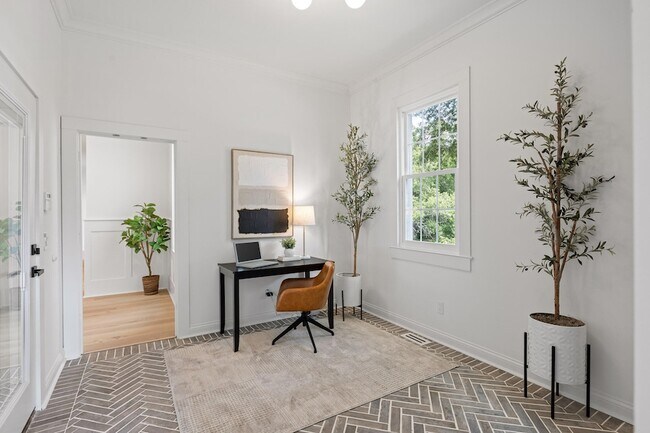 Building Photo - 1103 Centennial Dr