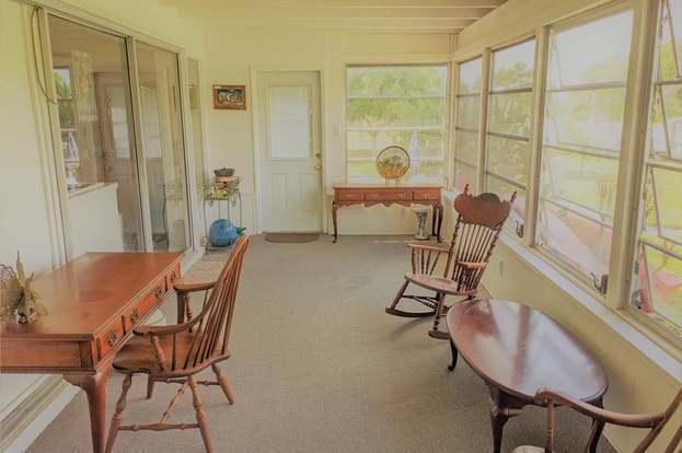 Building Photo - 644 Bonita Ct