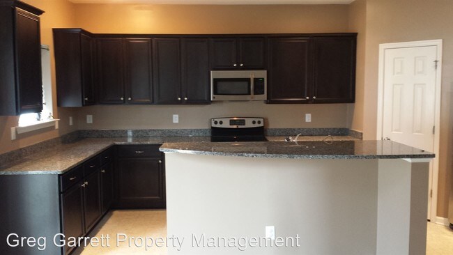 Building Photo - 4 br, 2.5 bath House - 19 Ravenscroft Lane