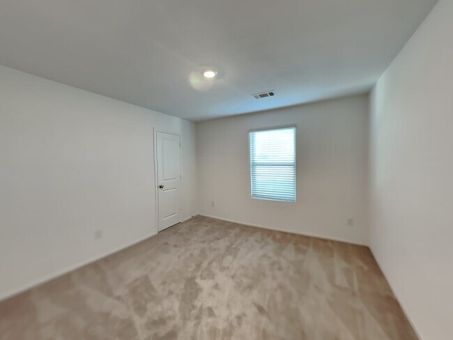 Building Photo - 22264 Stoney Ravine Dr