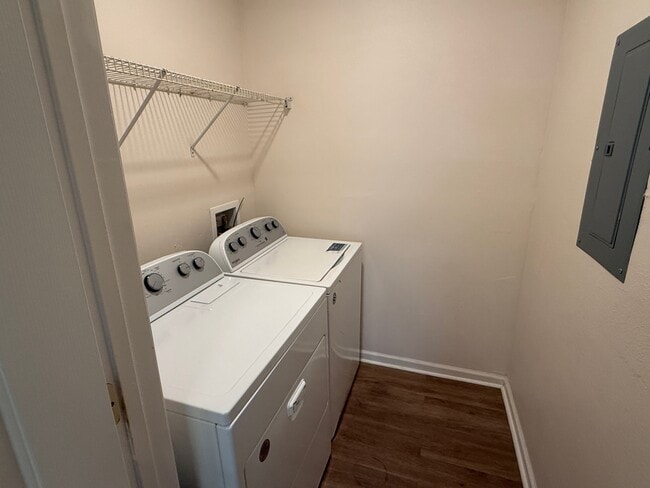 Building Photo - 785 Oakleaf Plantation Pkwy