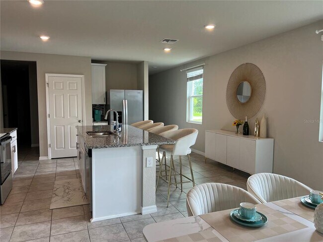 Building Photo - 17200 Cagan Crossings Blvd