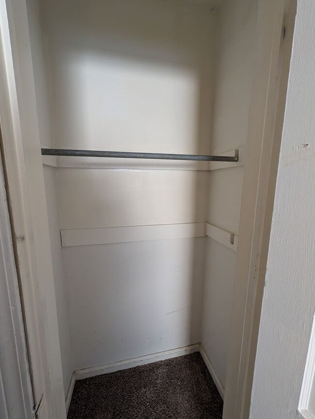 Building Photo - 3 Bedroom House in Pryor