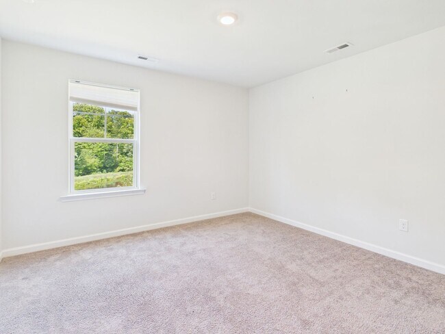Building Photo - 5701 Brailen Dr