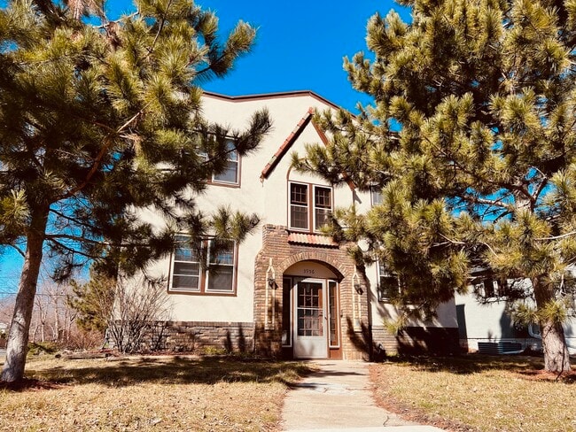 Building Photo - 3956 42nd Ave S