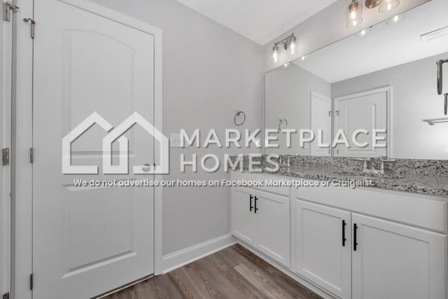 Building Photo - 14163 Nursery Dr