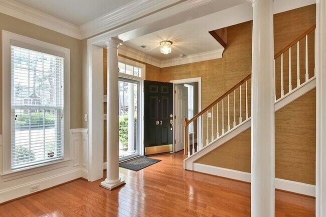 Building Photo - Wildewood in Northeast Columbia--Offering Self Guided Tour with RENTLY!