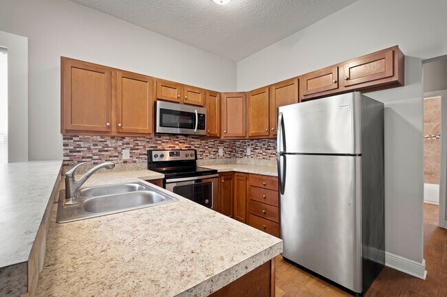 Building Photo - 1945 Redell St